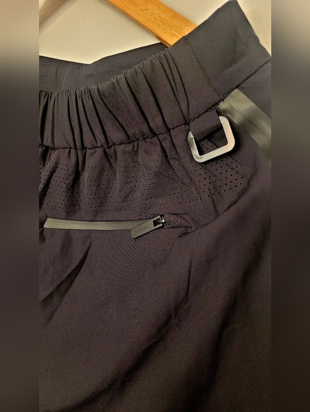 🇮🇹 Prada Black 🖤Nylon Shorts🩳 with Red Logo Panel✨️ - Picture 11 of 16